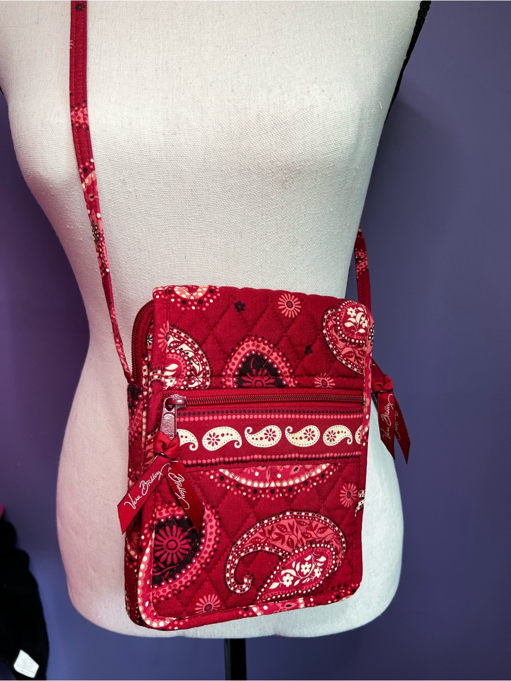 Mesa Red Mini Hipster- Vera Bradley 2006